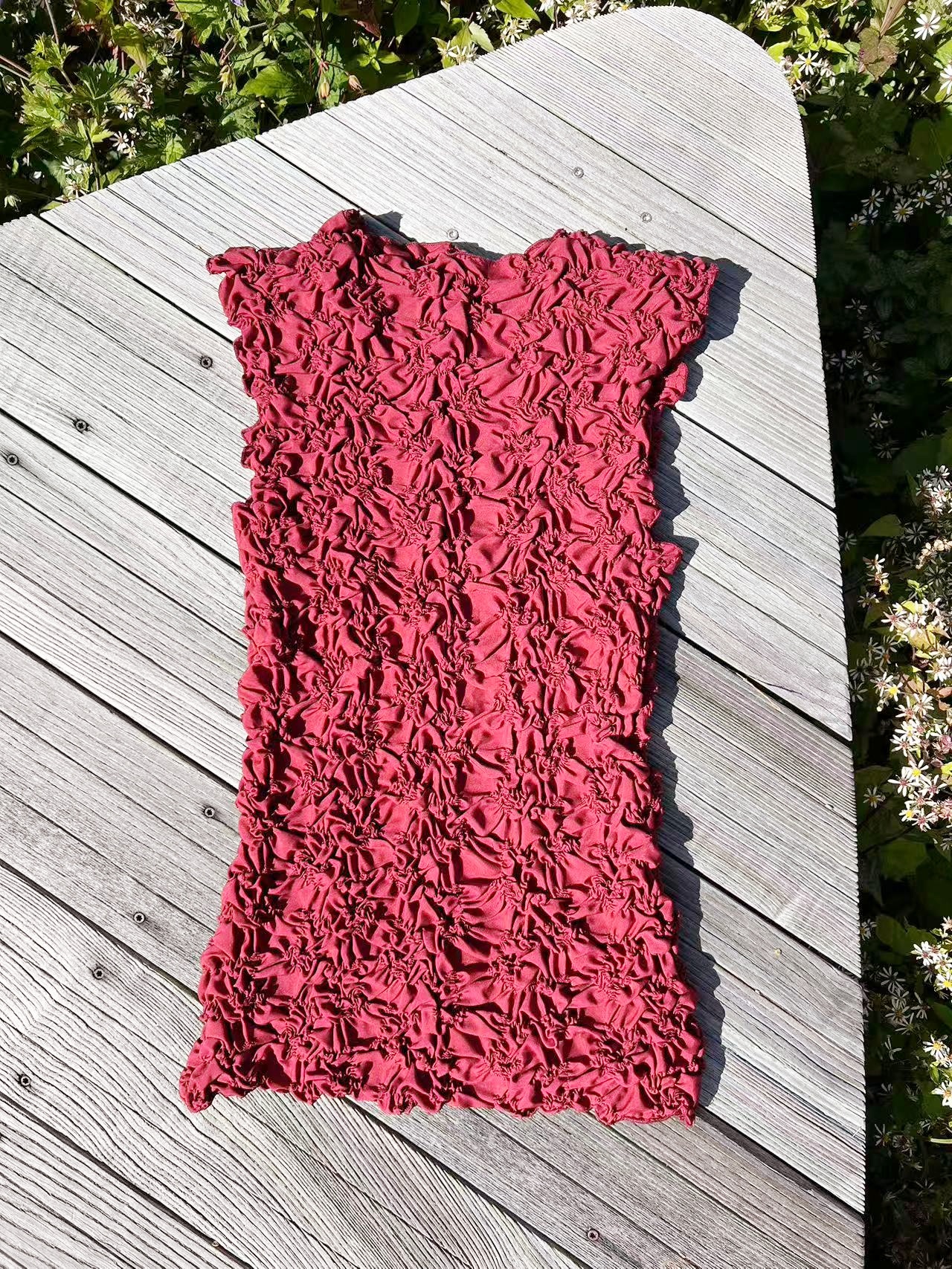 YAS Mera Top Tibetan Red