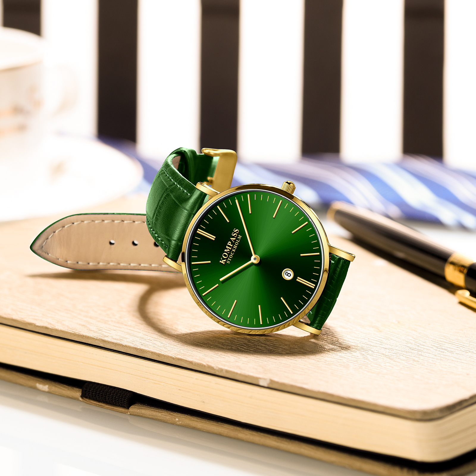 Kompass Nautilus Gold Green Dial Green Strap - 7