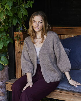 Cardigan i No. 6 Organic Wool +Nettles  PDF