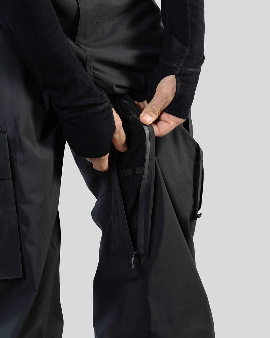 Beyond Medals - Cargo Pants 2L Black - 6