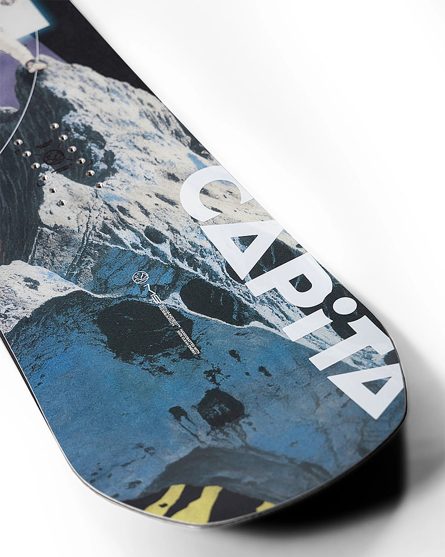 Capita Snowboard - Defenders Of Awesome D.O.A. 156 - Standtall.se