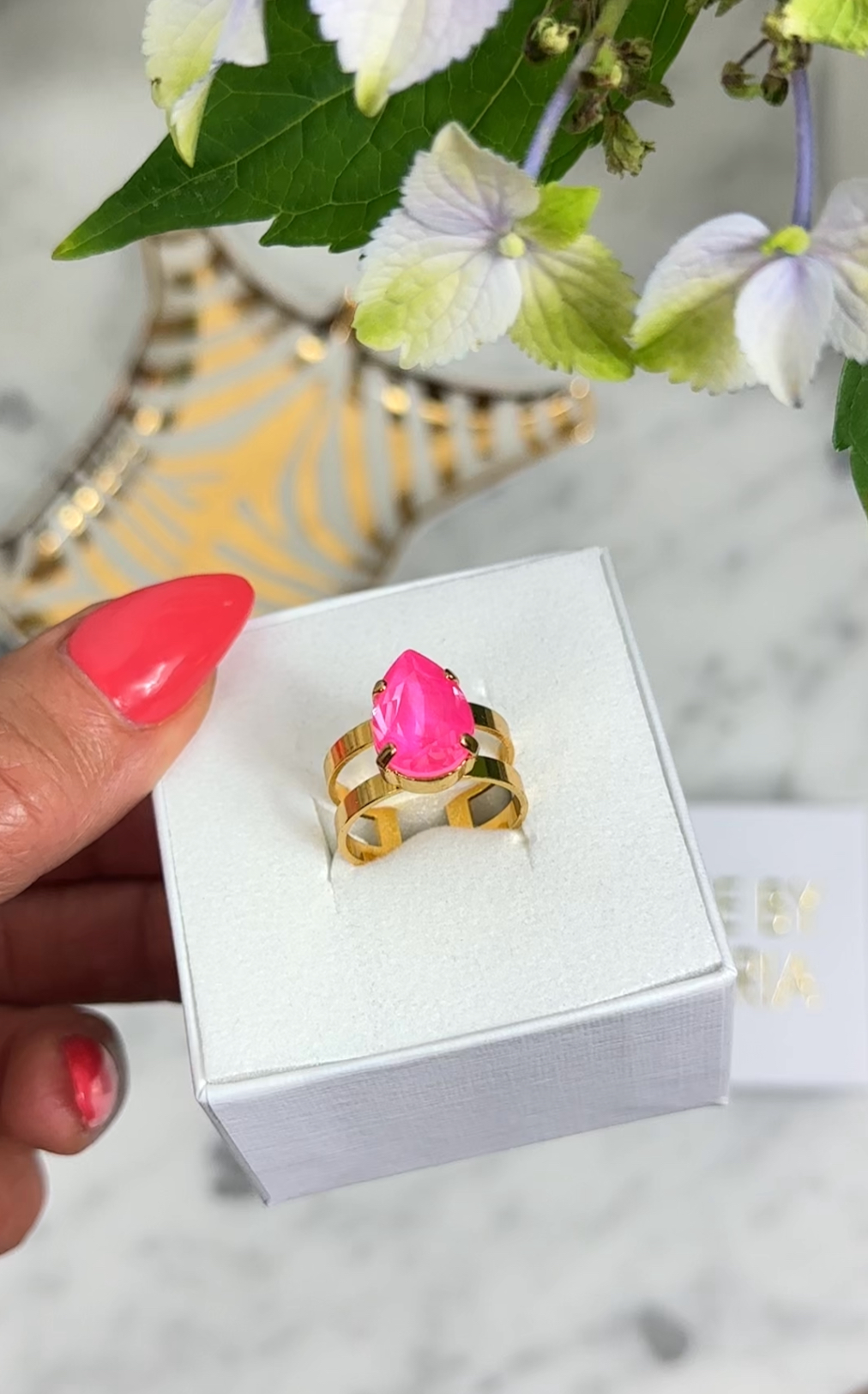 Ring Khloe Double Band Drop Petite Electric Pink Gold