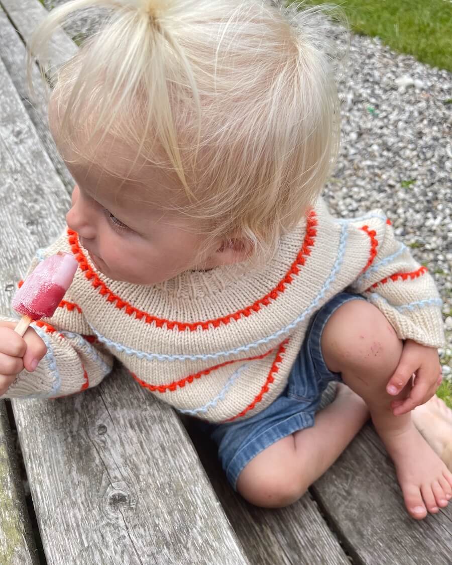 PetiteKnit Festival Sweater junior (21 m st 4) - 6