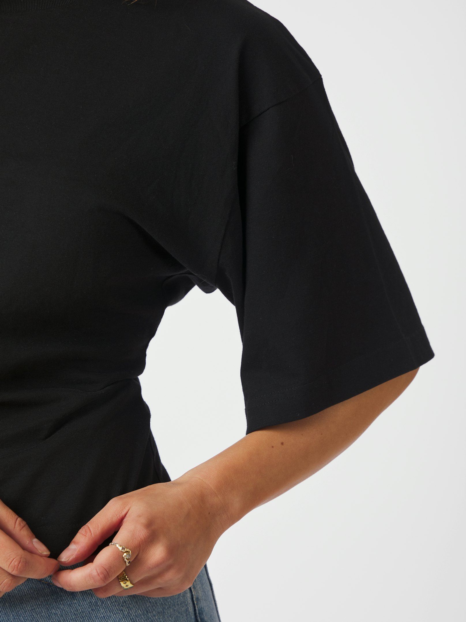 Neo Noir Asha Boxy Tee Black - 6