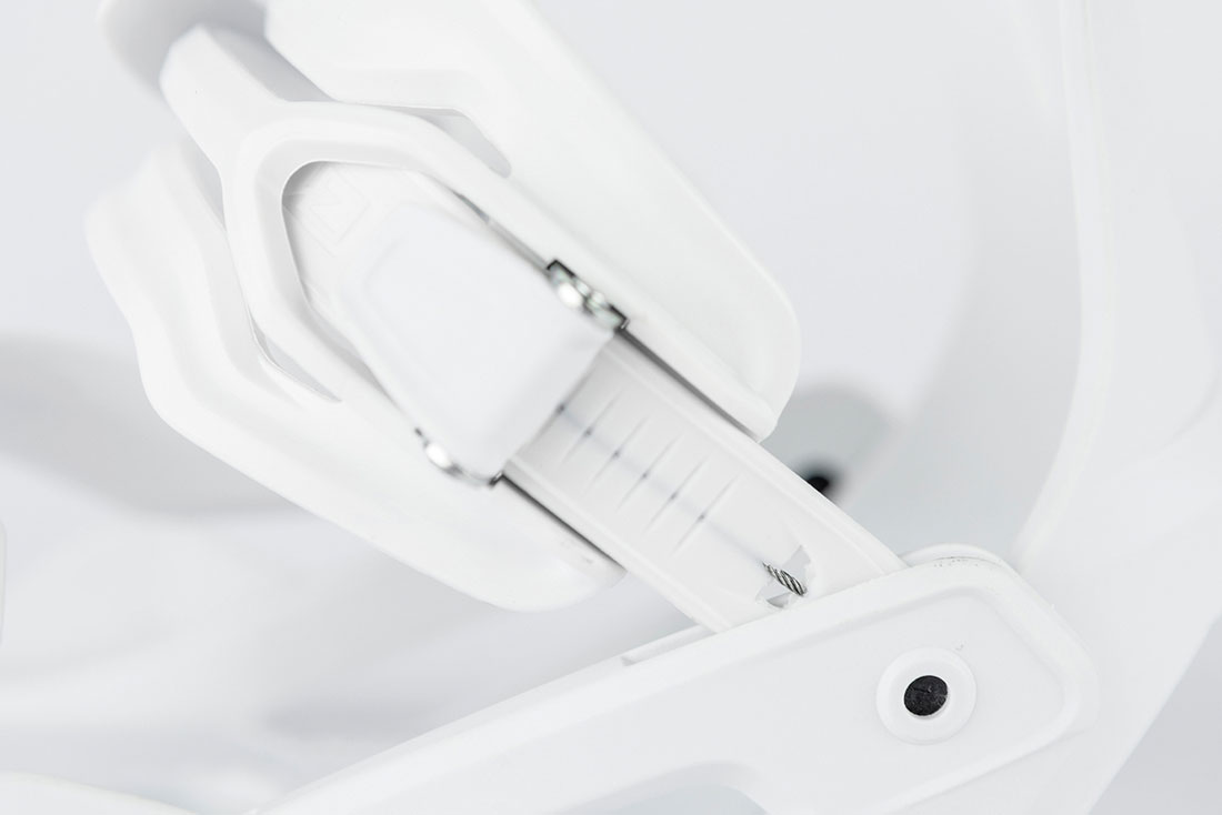 Nitro Snowboard Binding - Charger Micro White - 6