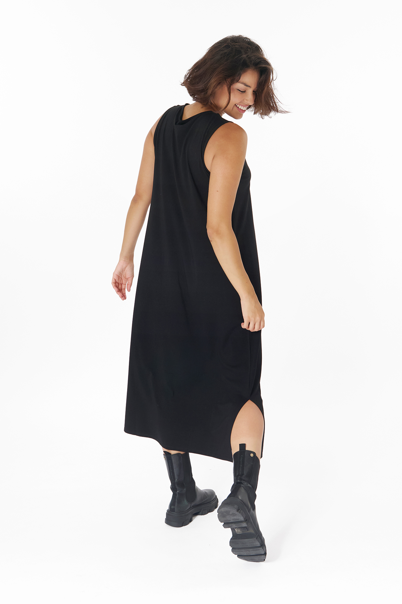 Runa dress  svart