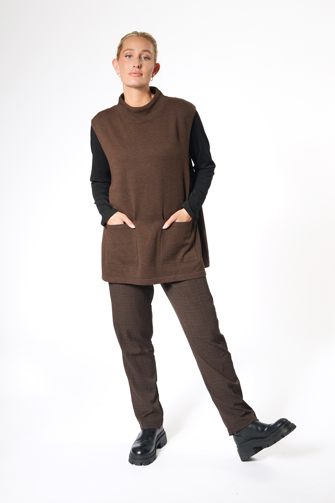 Hertha waistcoat  chestnut - 2