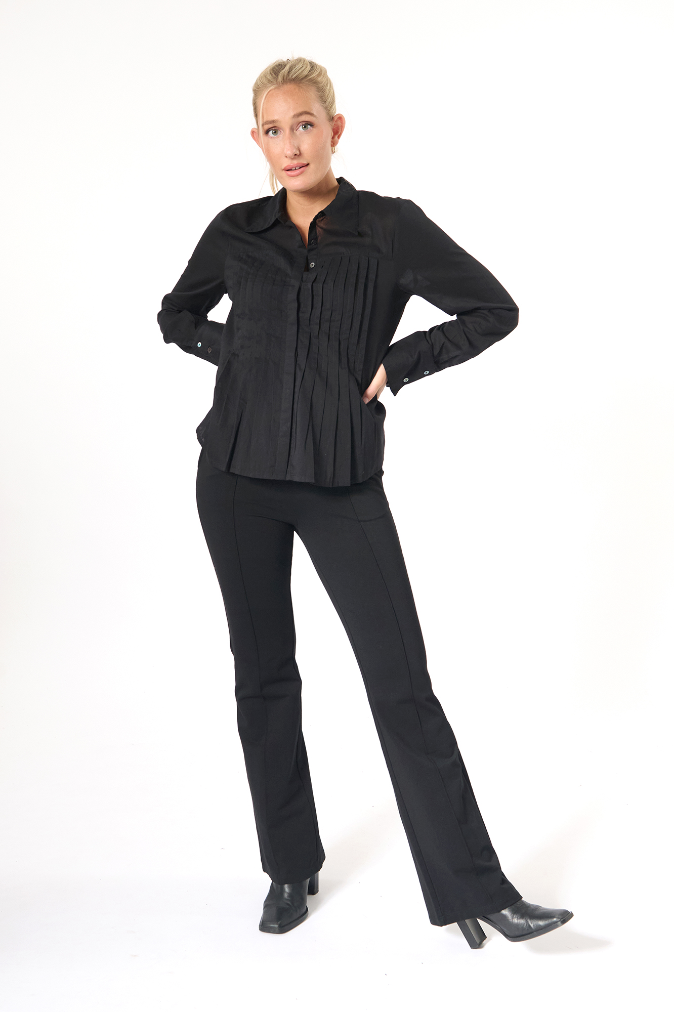 Gullvi shirt  svart - 2