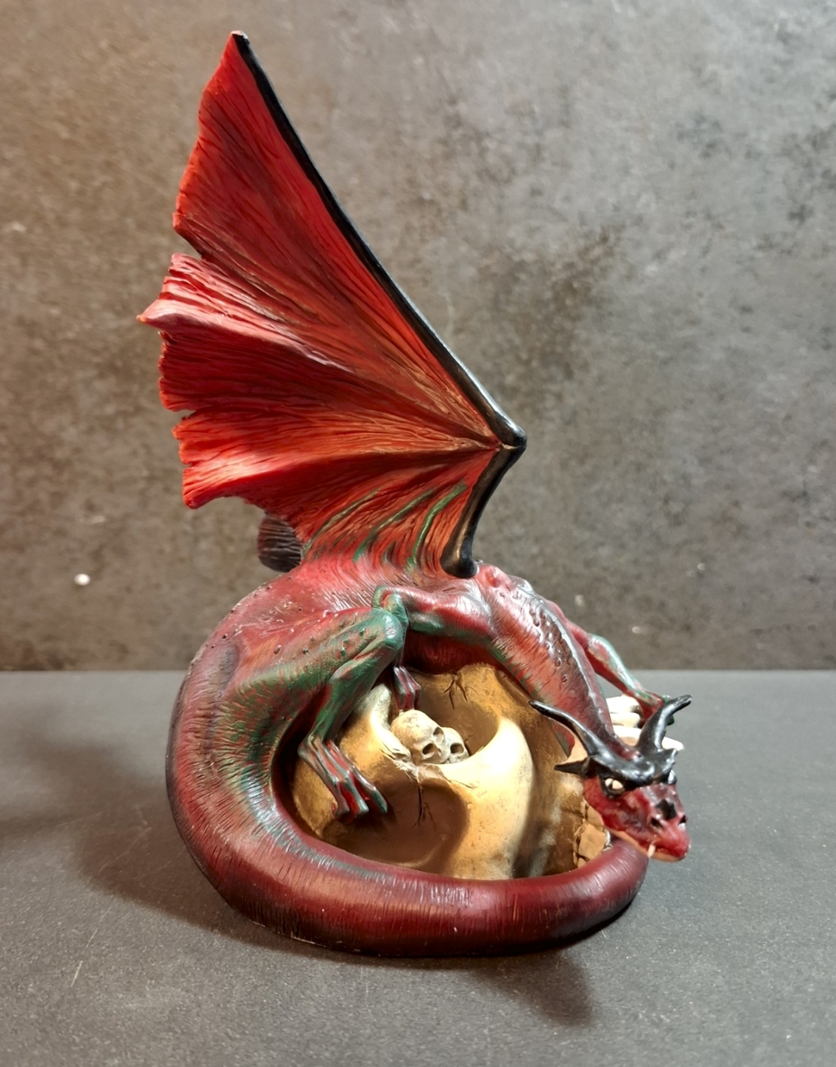 Tudor Mint Staty - Red Underworld Dragon