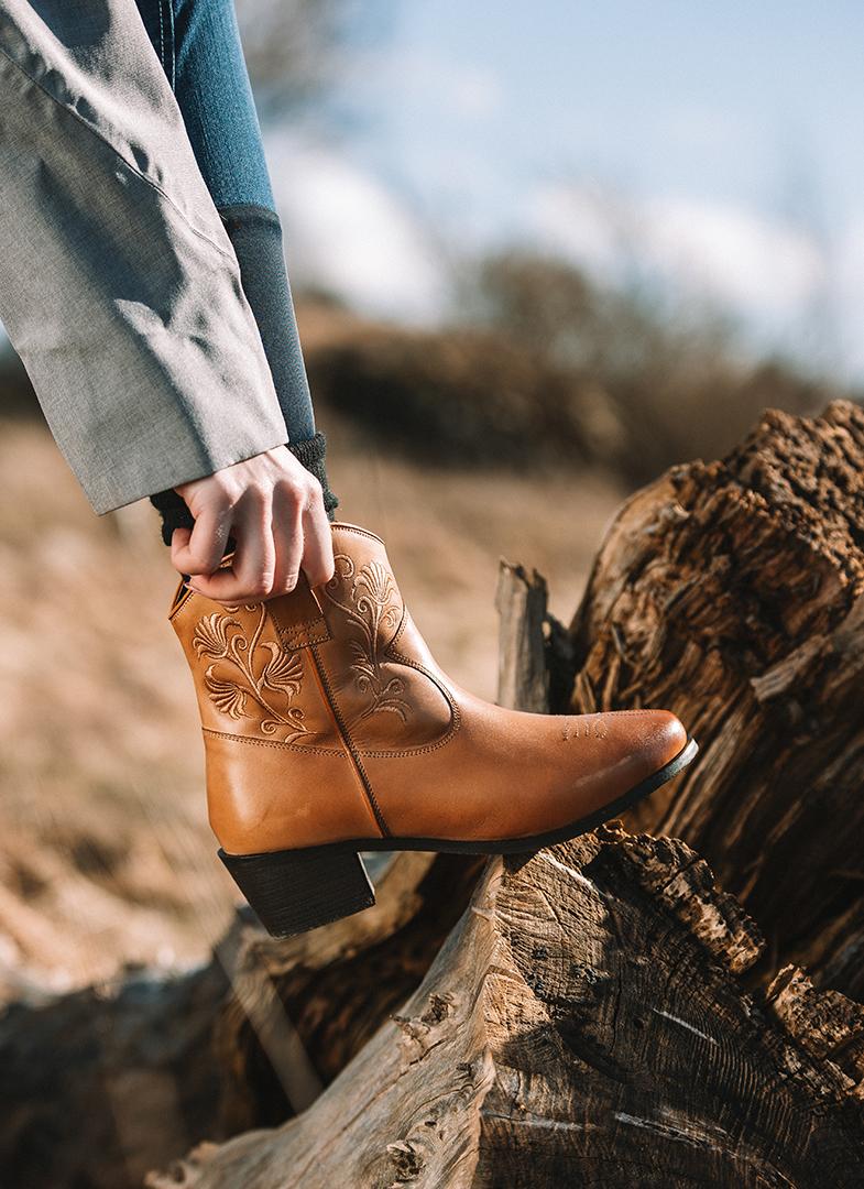 Mountain Horse Loretta Western Boots - Brown - durable