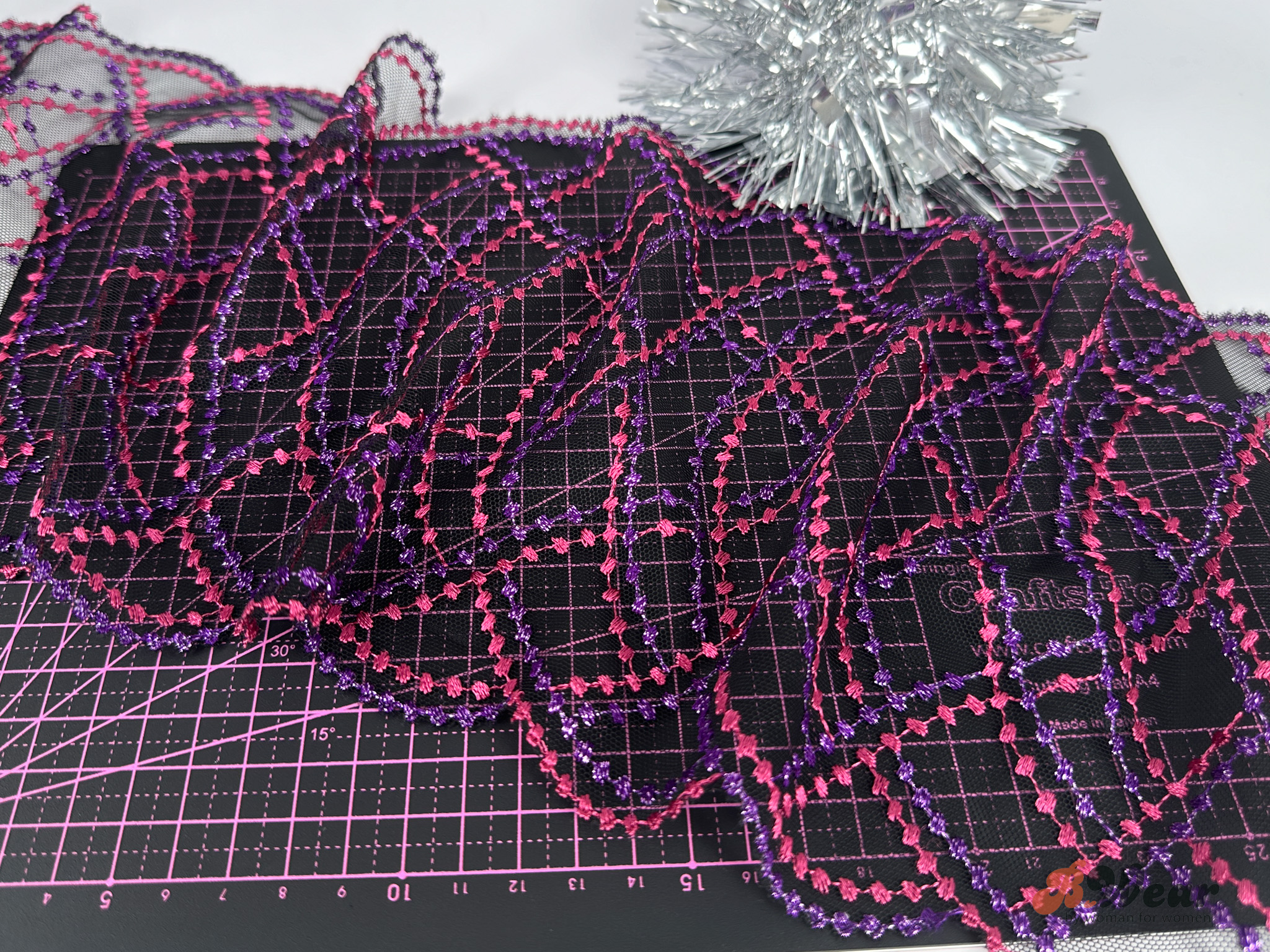 Non stretch black lace with pink & purple decoration - 18 cm