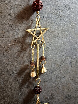 Mässing Klocka med Pentagram och e Rudraksha 