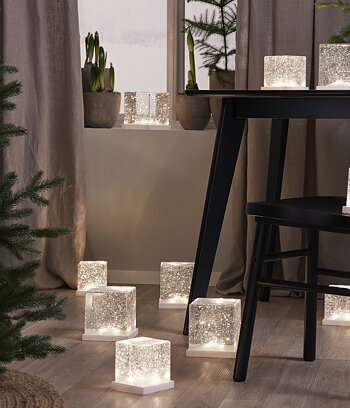 Kub med belysning och glitter liten - batteridriven
