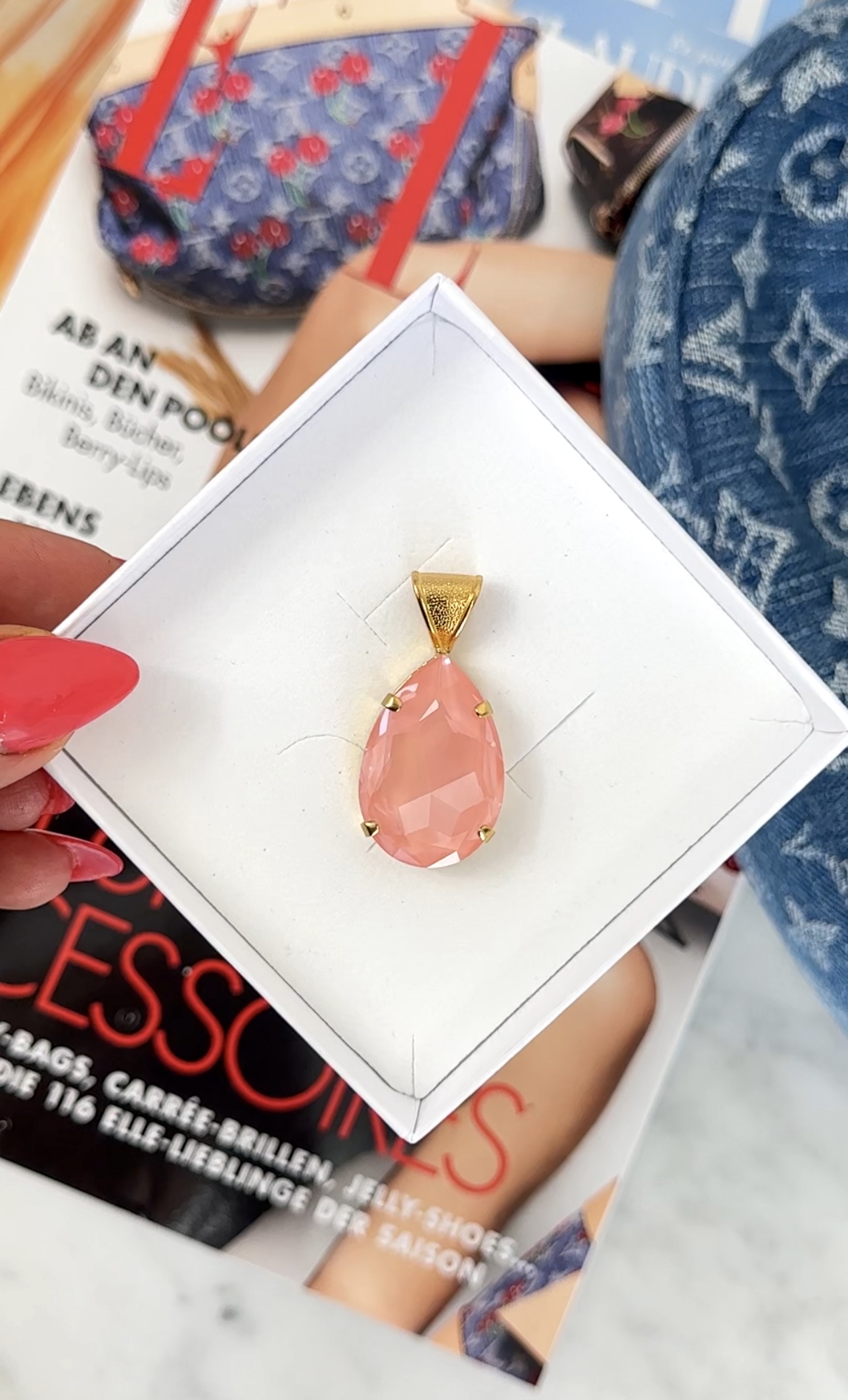 Khloe Pedant Flamingo Gold
