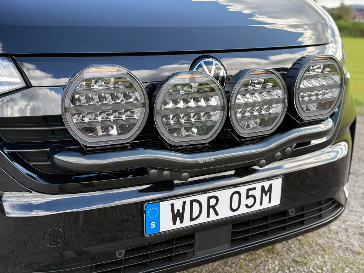 Q-LIGHT VW Transporter T7 25- extraljusfäste (extraljusbåge) för 4st lampor - 2