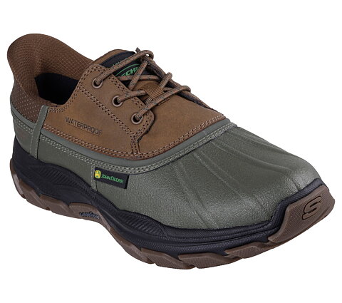 Skechers, John Deere