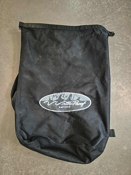 Waterproof förvaringspåse för torrdräkt