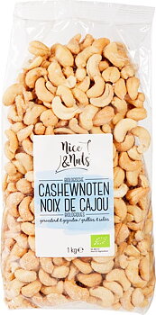 Ekologiska cashewnötter, saltade och rostade.