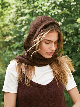 Sandnes Tie the Hood 2507_07 (17 m st 5)