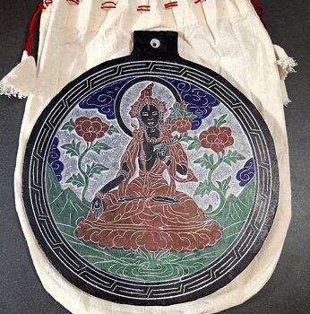 Handgraverat Vit Tara  i Sten - 20cm