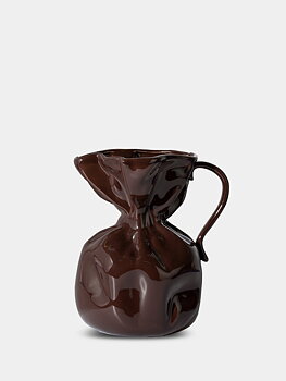 Vas Crumple brun, Byon