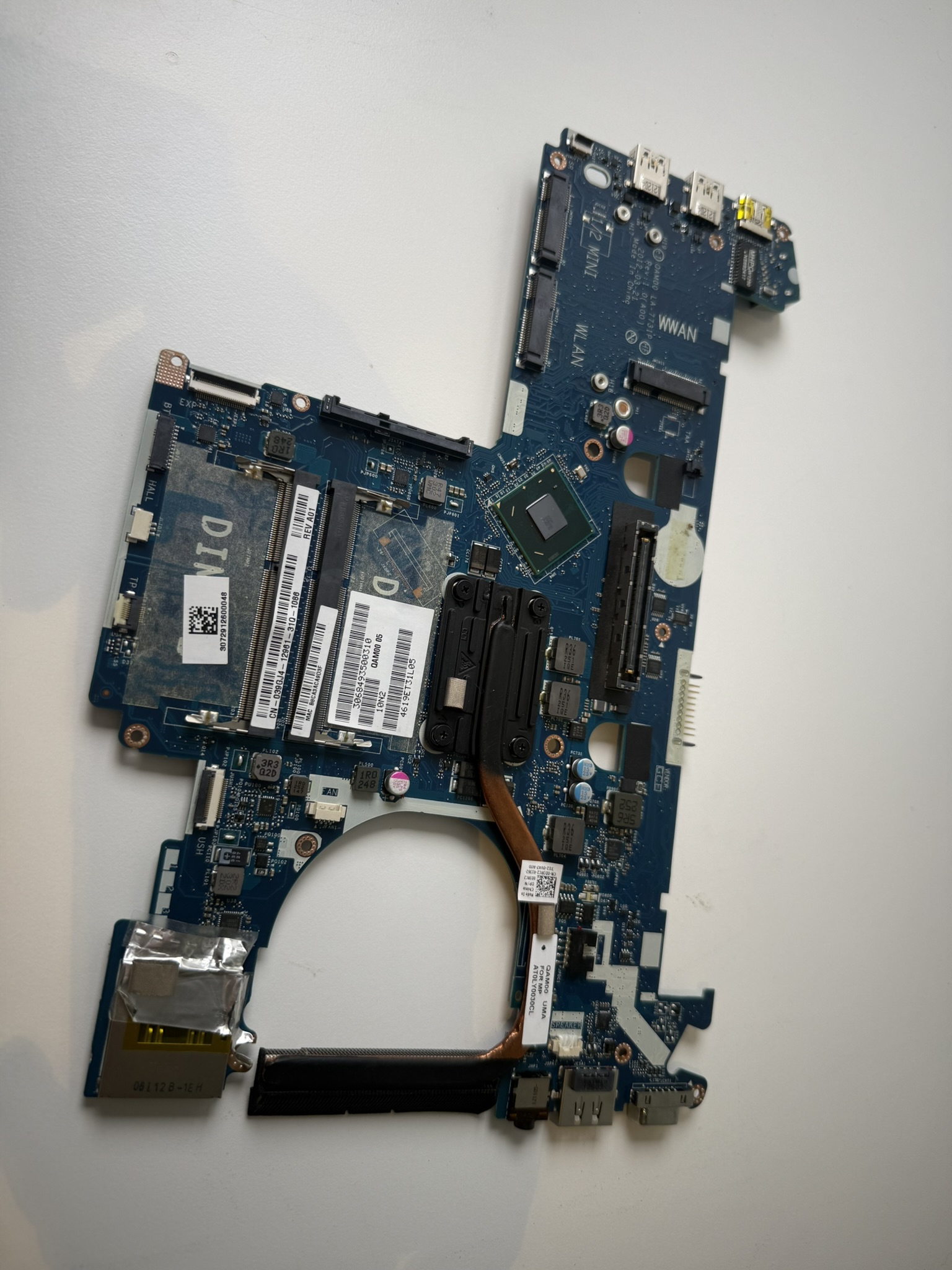 Original Dell Moderkort CN-039GJ4 Dell Latitude E6230 Core i5-3320M 2.60GHz 039GJ4 LA-7731P