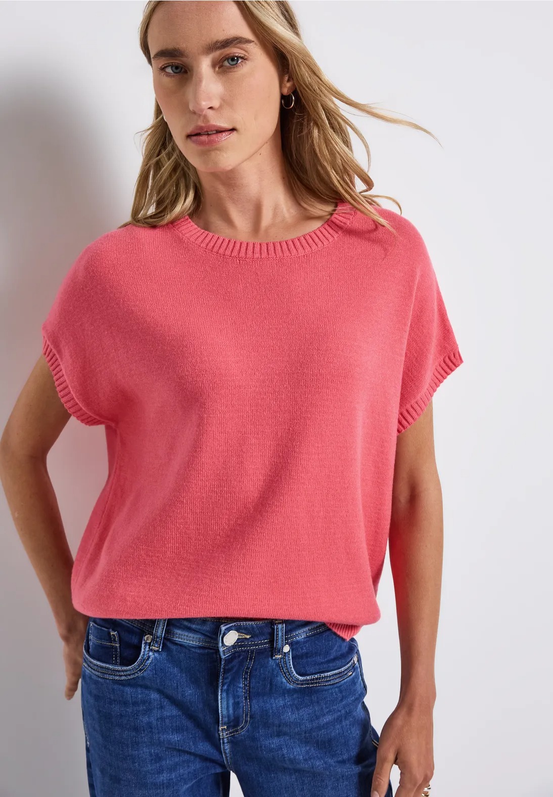 Cosy Sleeveless Sweater - Almond Coral - Street One