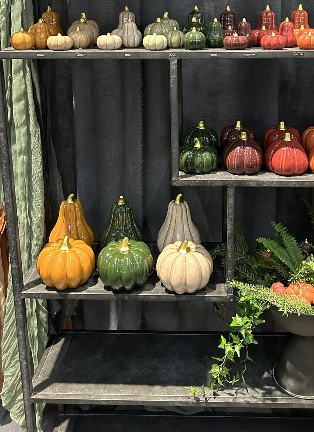 Pumpa grön XL hög 17,5 cm keramik