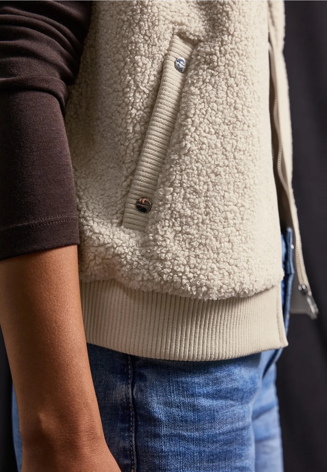 Short Teddy Vest - Stl. 42 - Street One
