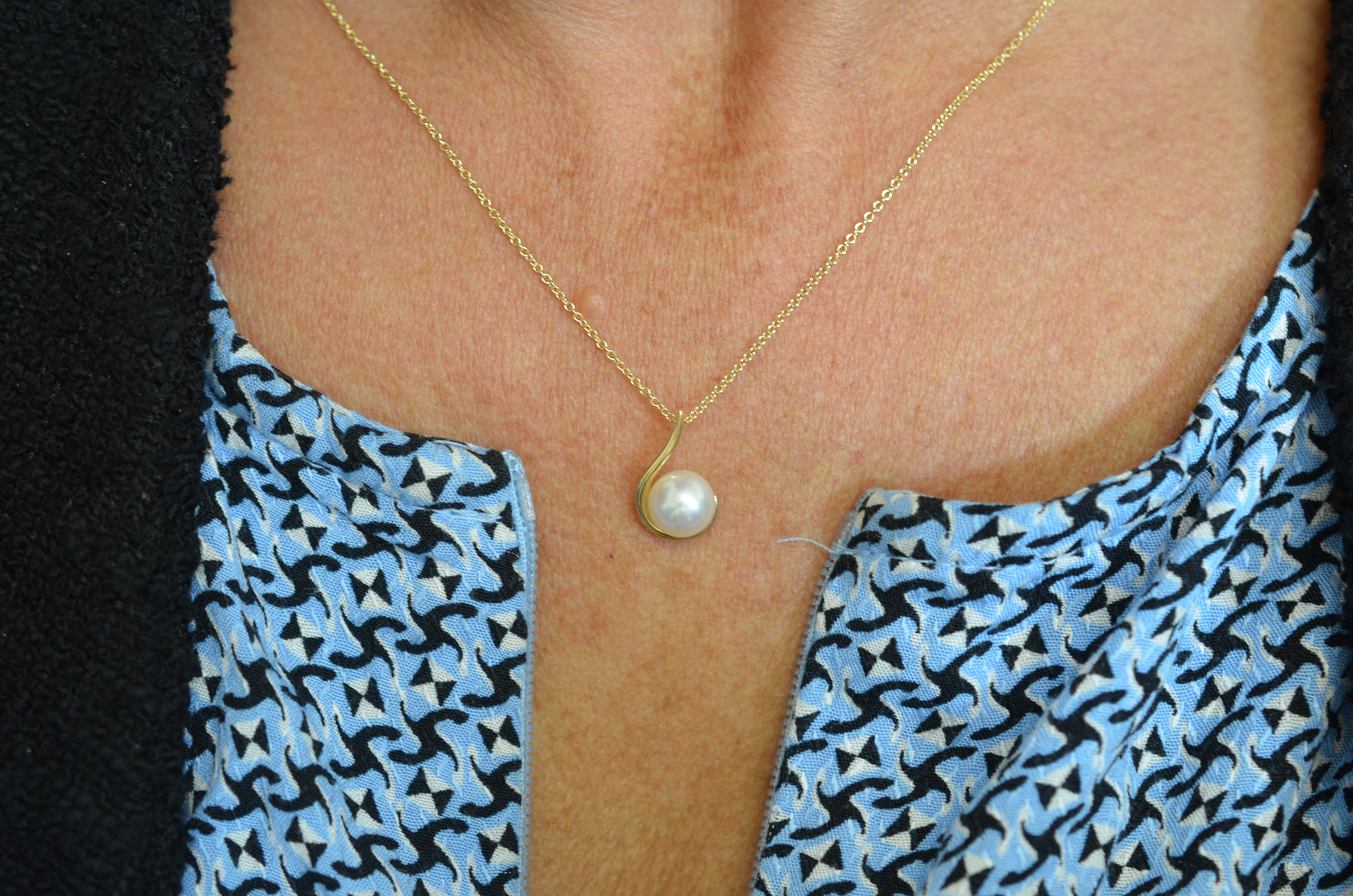 Necklace 18k with cultured freshwater pearl - 2