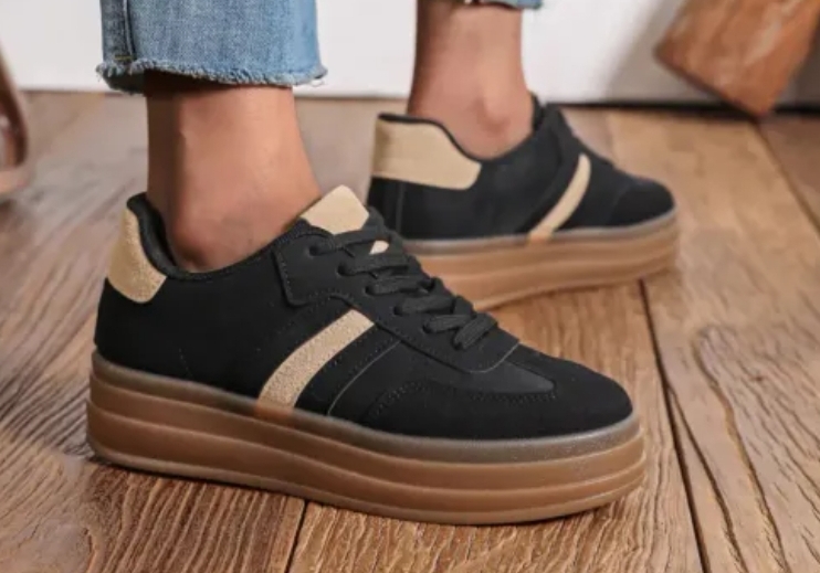 Sneakers svarta