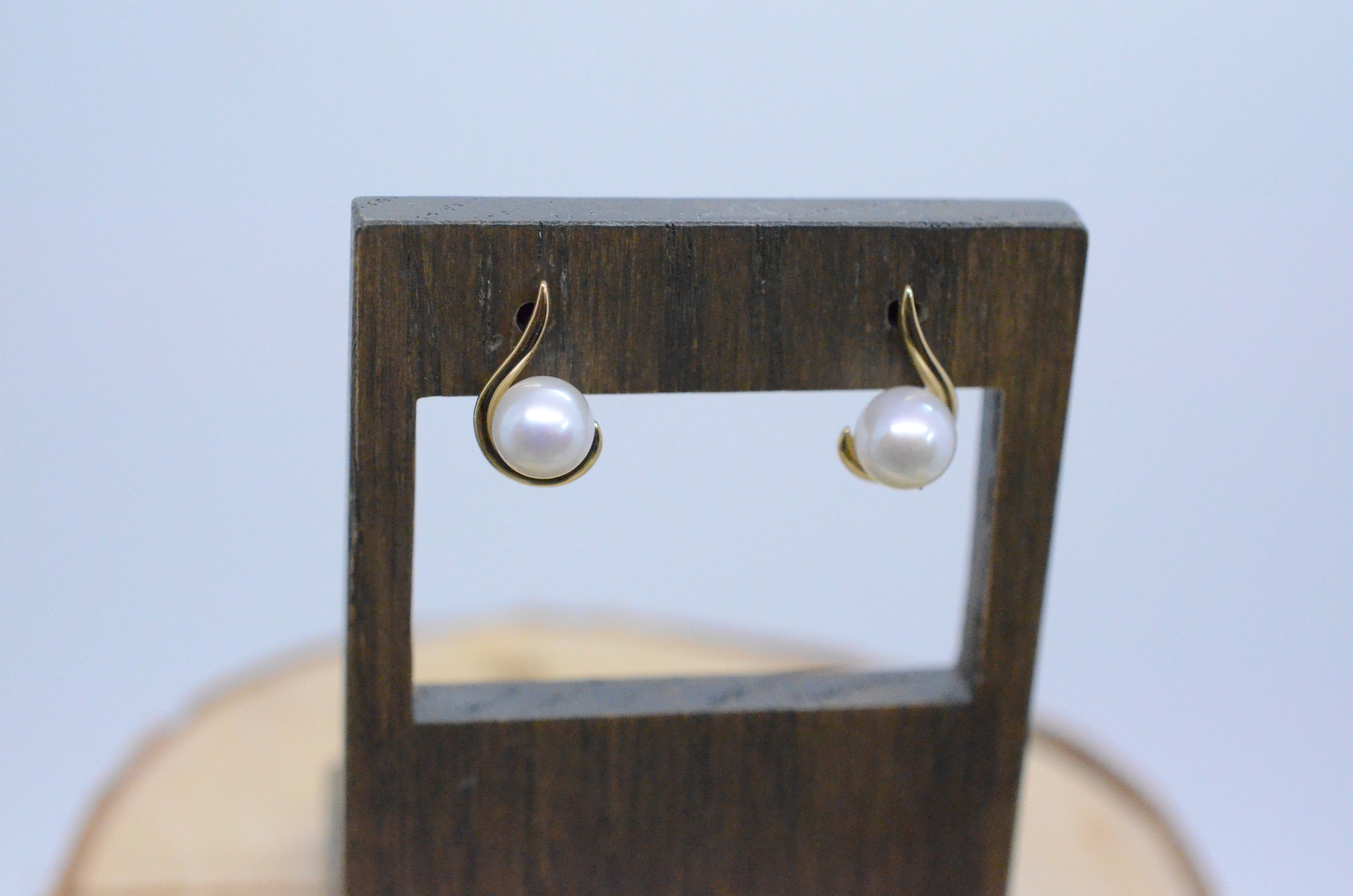 18k cultured freshwater pearl earrings - 2
