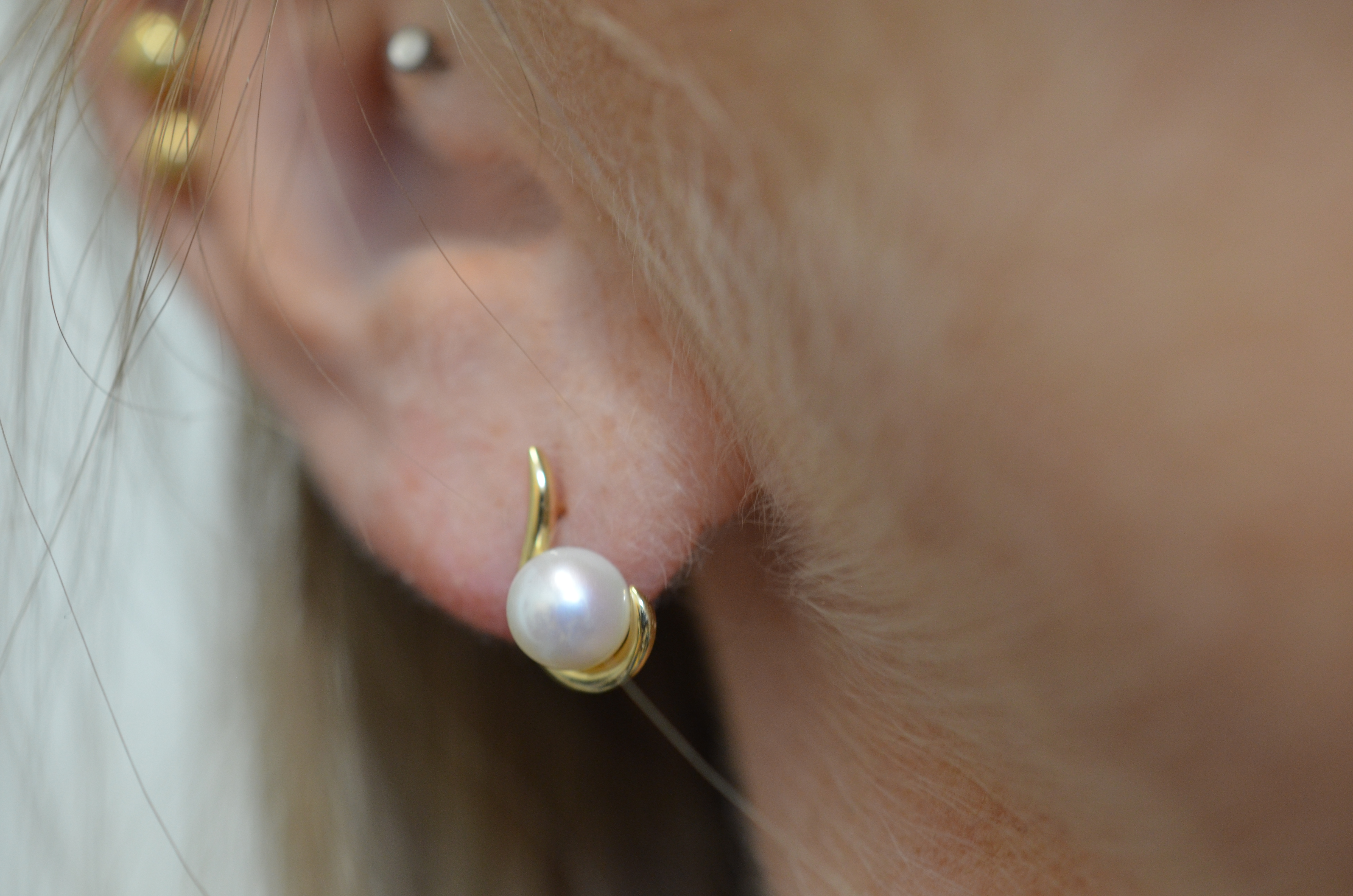 18k cultured freshwater pearl earrings - 3