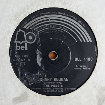 The Piglets – Johnny Reggae