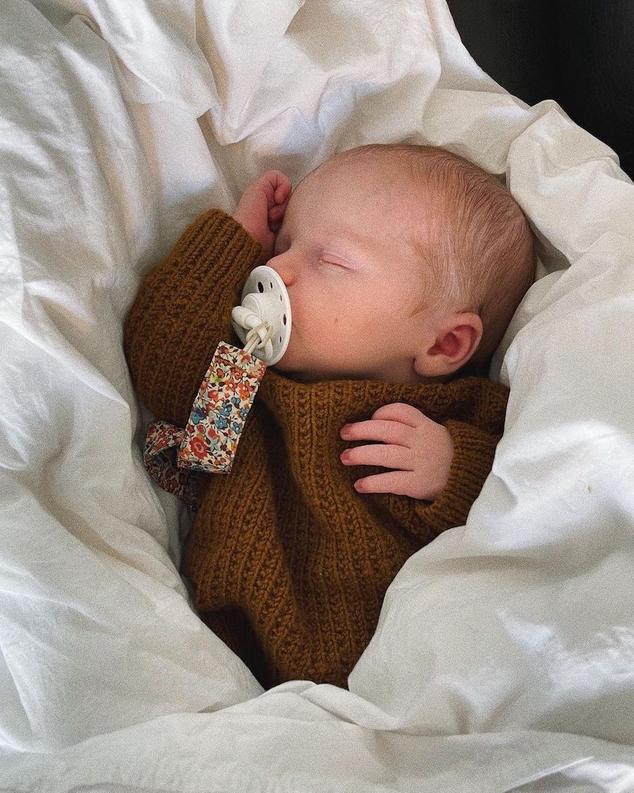 PetiteKnit Friday Sweater Baby (28 m pärlresår st 3) - 7