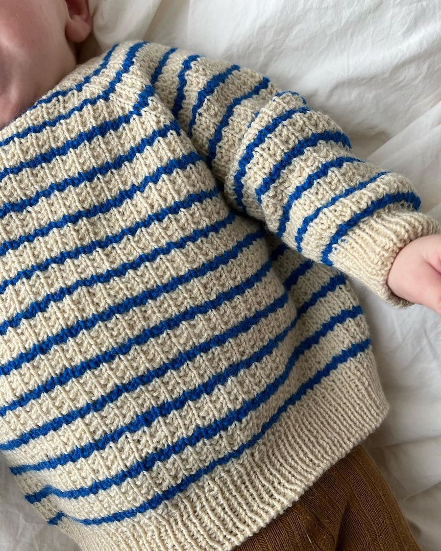 PetiteKnit Friday Sweater Baby (28 m pärlresår st 3) - 3