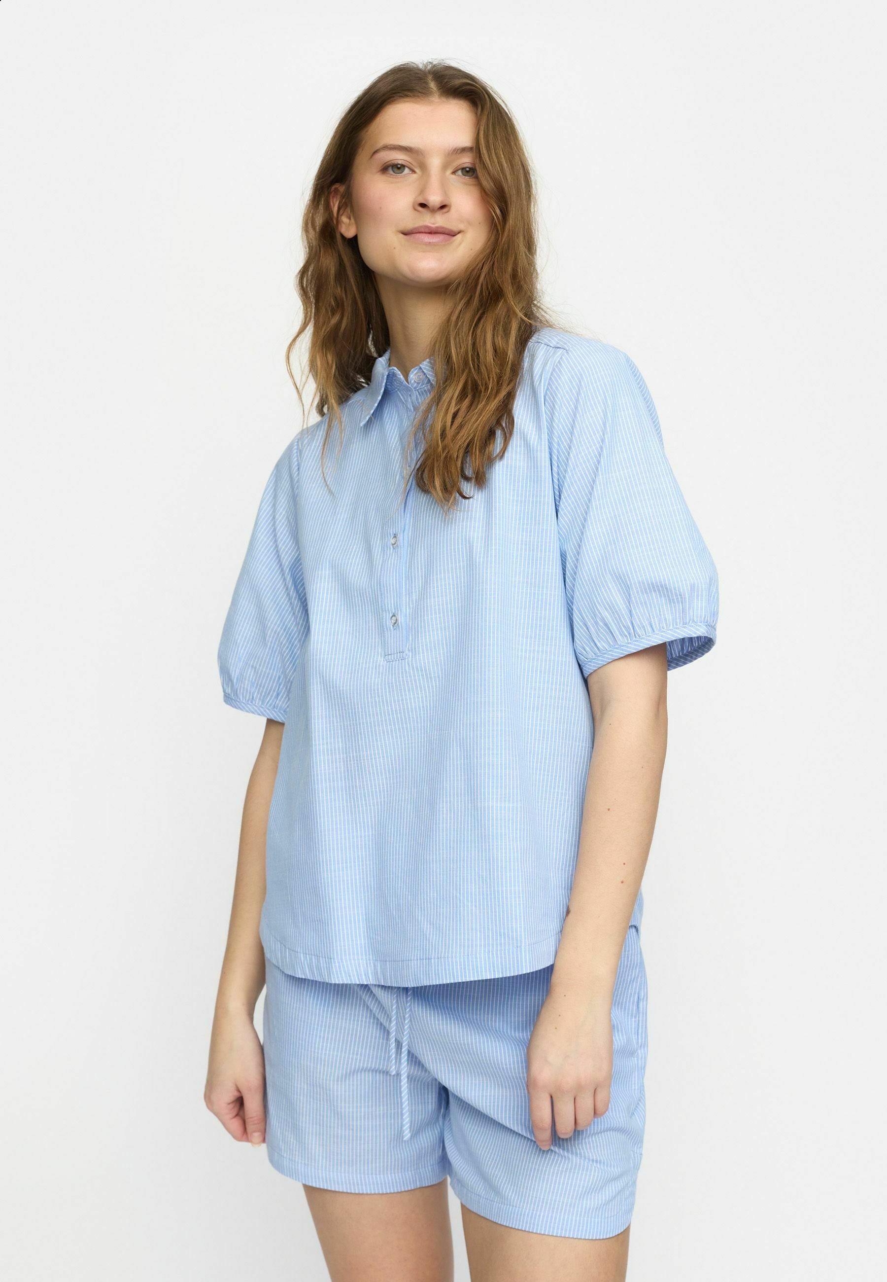 Blus, SREbbi Vista Blue - Soft Rebels