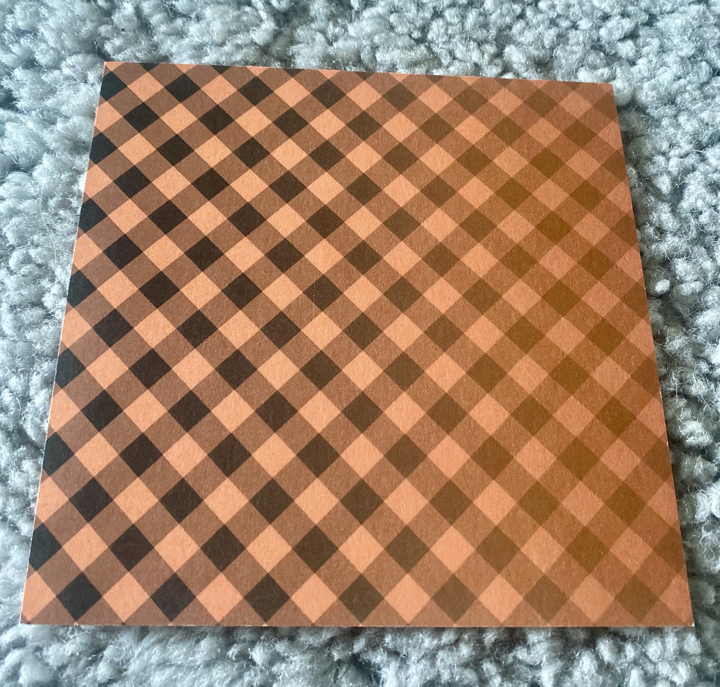 098 MP KD -Orange-svart diagonal ruta 