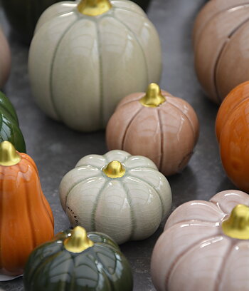 Pumpa sage liten låg 5,5*3,5 cm keramik