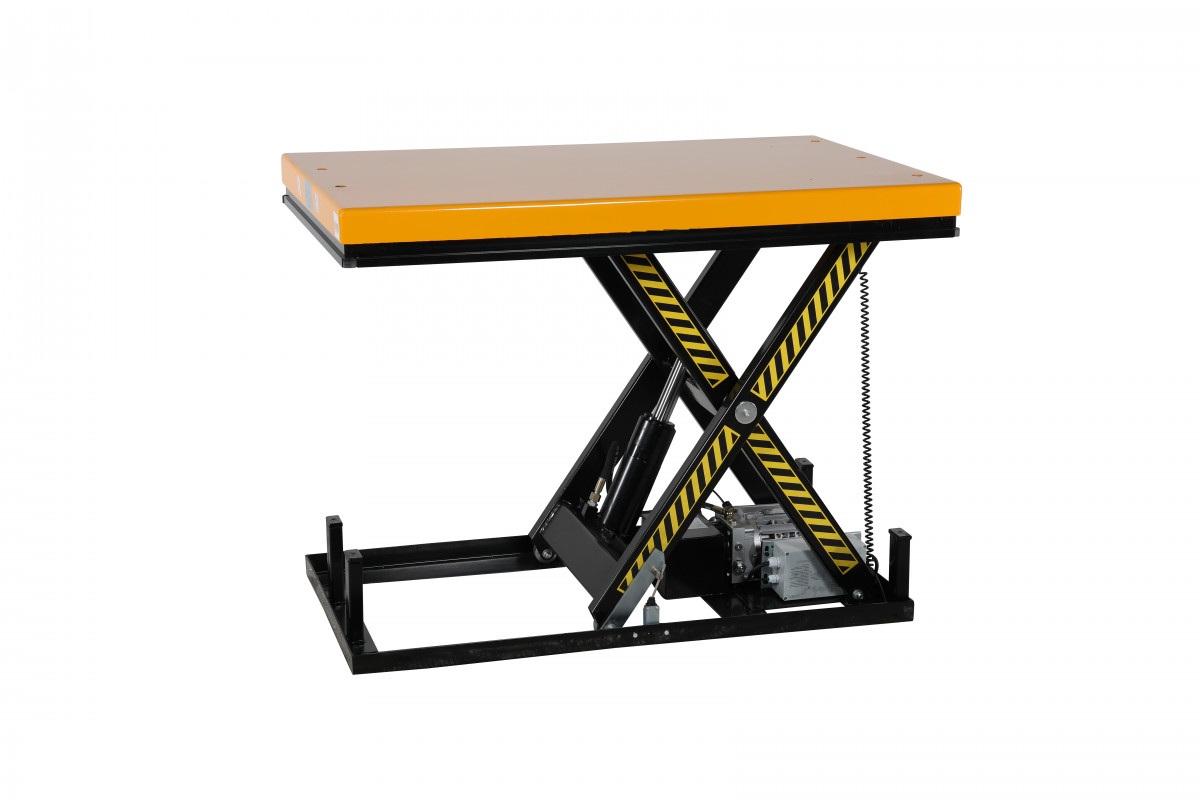 Eldrivet lyftbord  / Maxlast: 1000 kg