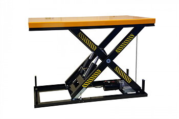 Eldrivet lyftbord  / Maxlast: 4000 kg