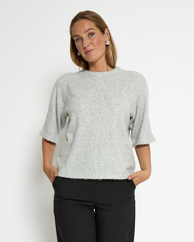 Jumper Kate kort ärm ljusgrå