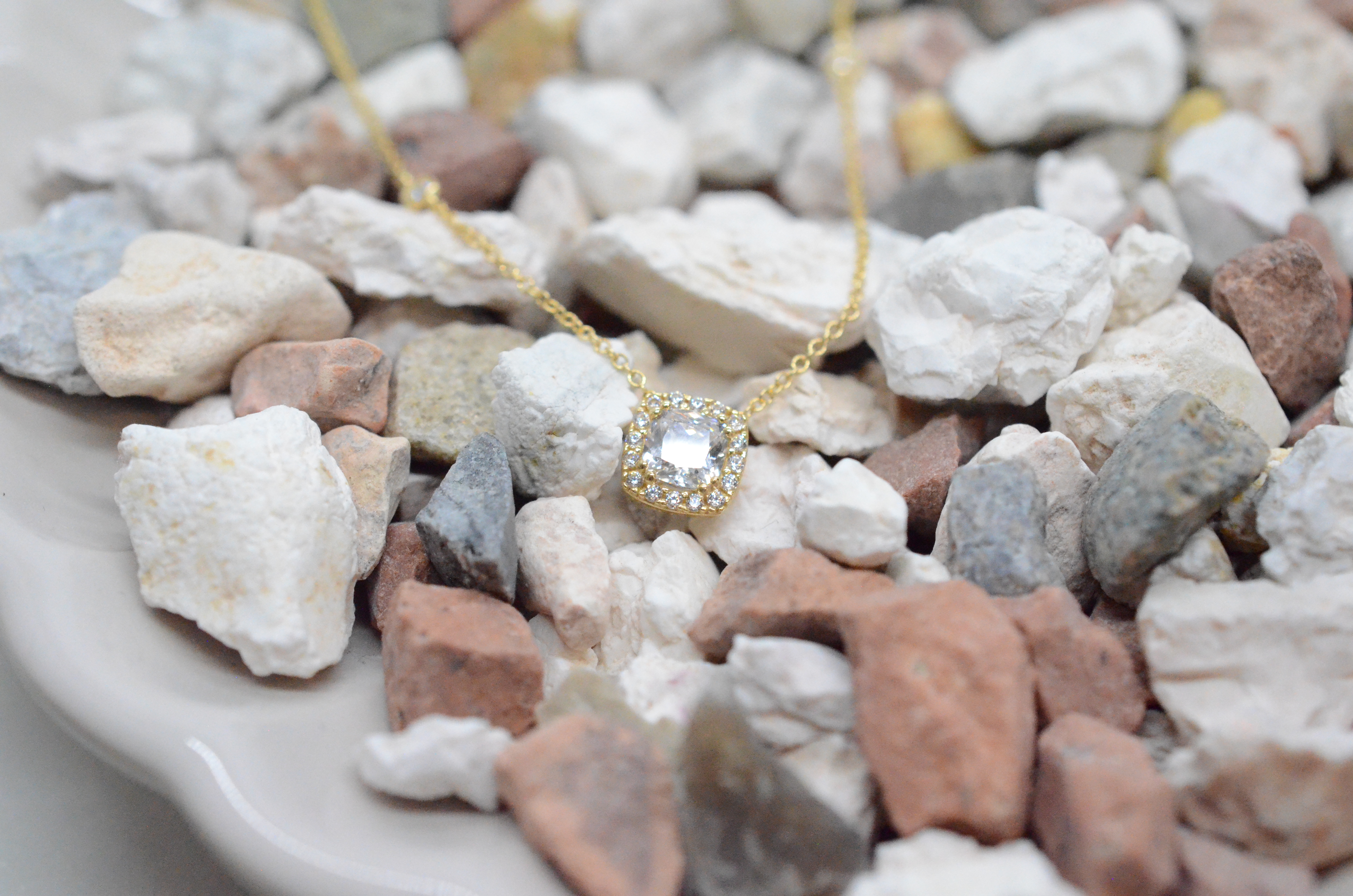 18k Necklace with cz