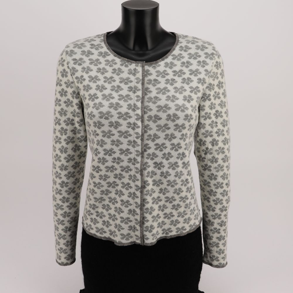 Merino wool cardigan with floral pattern, short model with press studs, color natural white grey