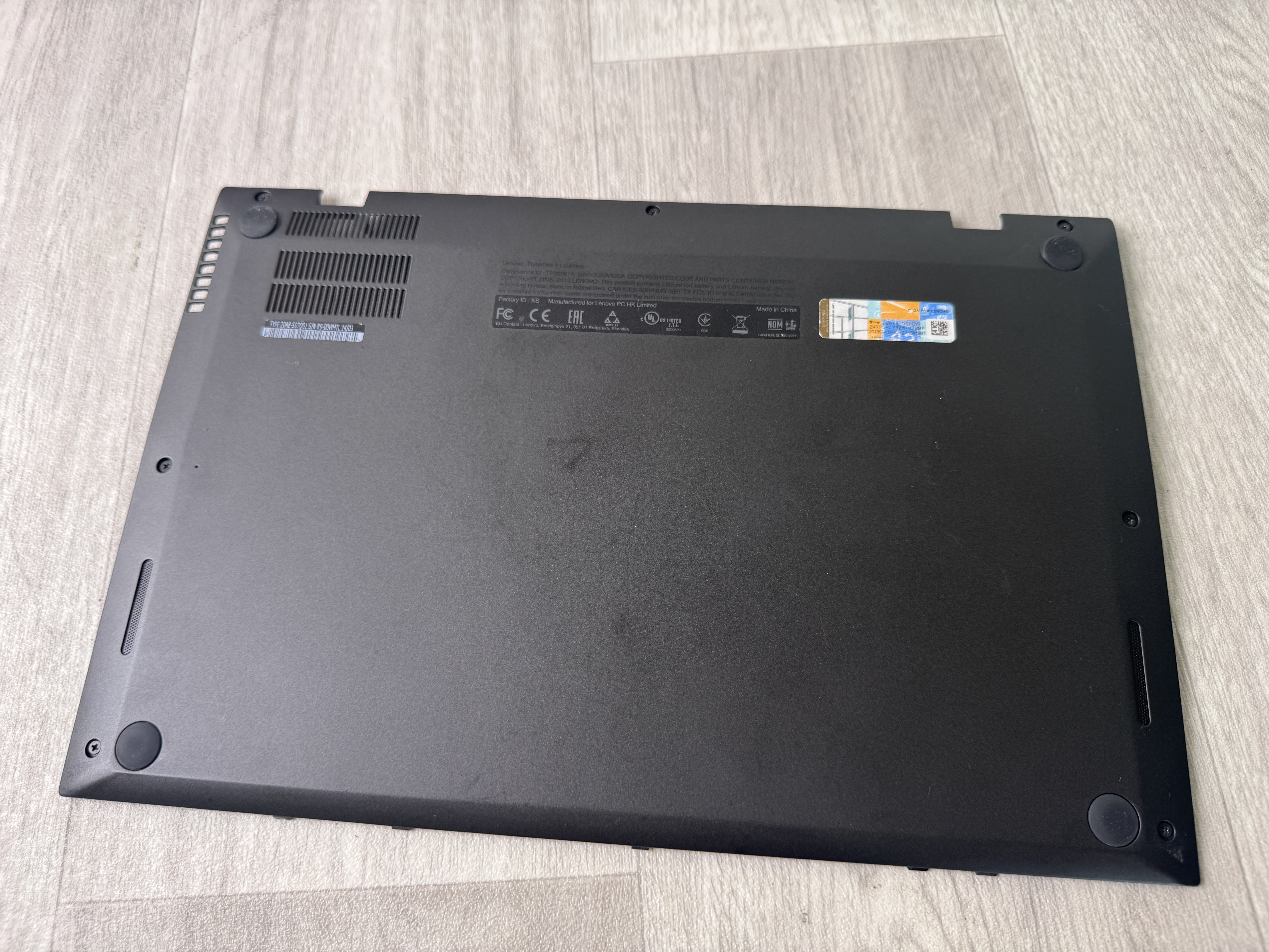 動作品！Lenovo ThinkPad X1 Carbon Gen2 (20A8 Amazon.co.jp: Lenovo 第2世代 ThinkPad X1 カーボン 14インチ
