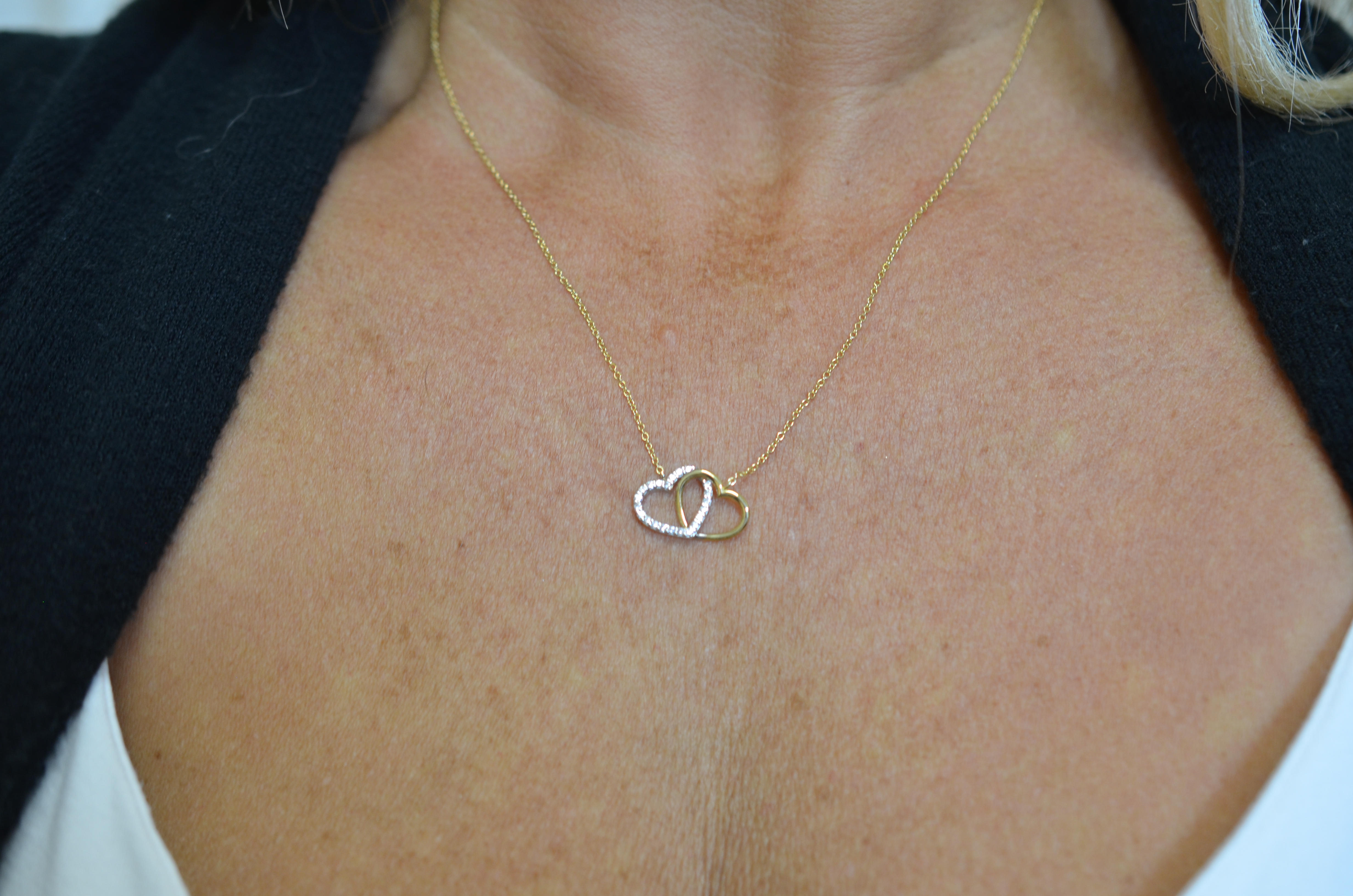 18k Necklace with hearts, cz - 3