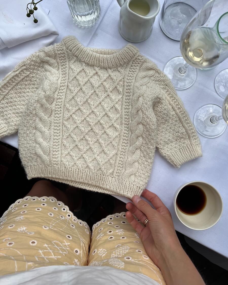 PetiteKnit Moby Sweater Baby (20 m struktur st 4,5) - 4