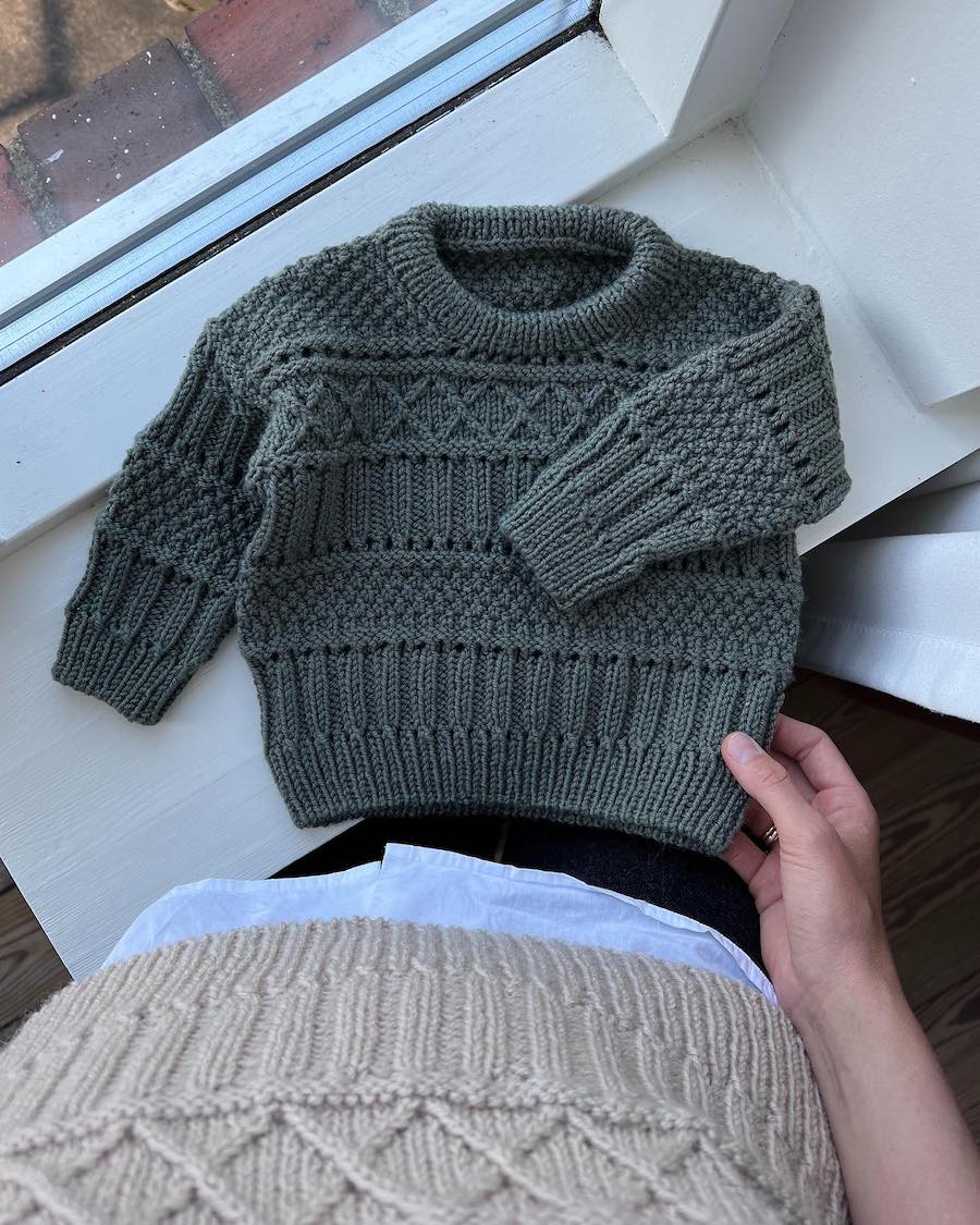 PetiteKnit Ingrid Sweater Baby (20 m struktur st 4,5) - 6