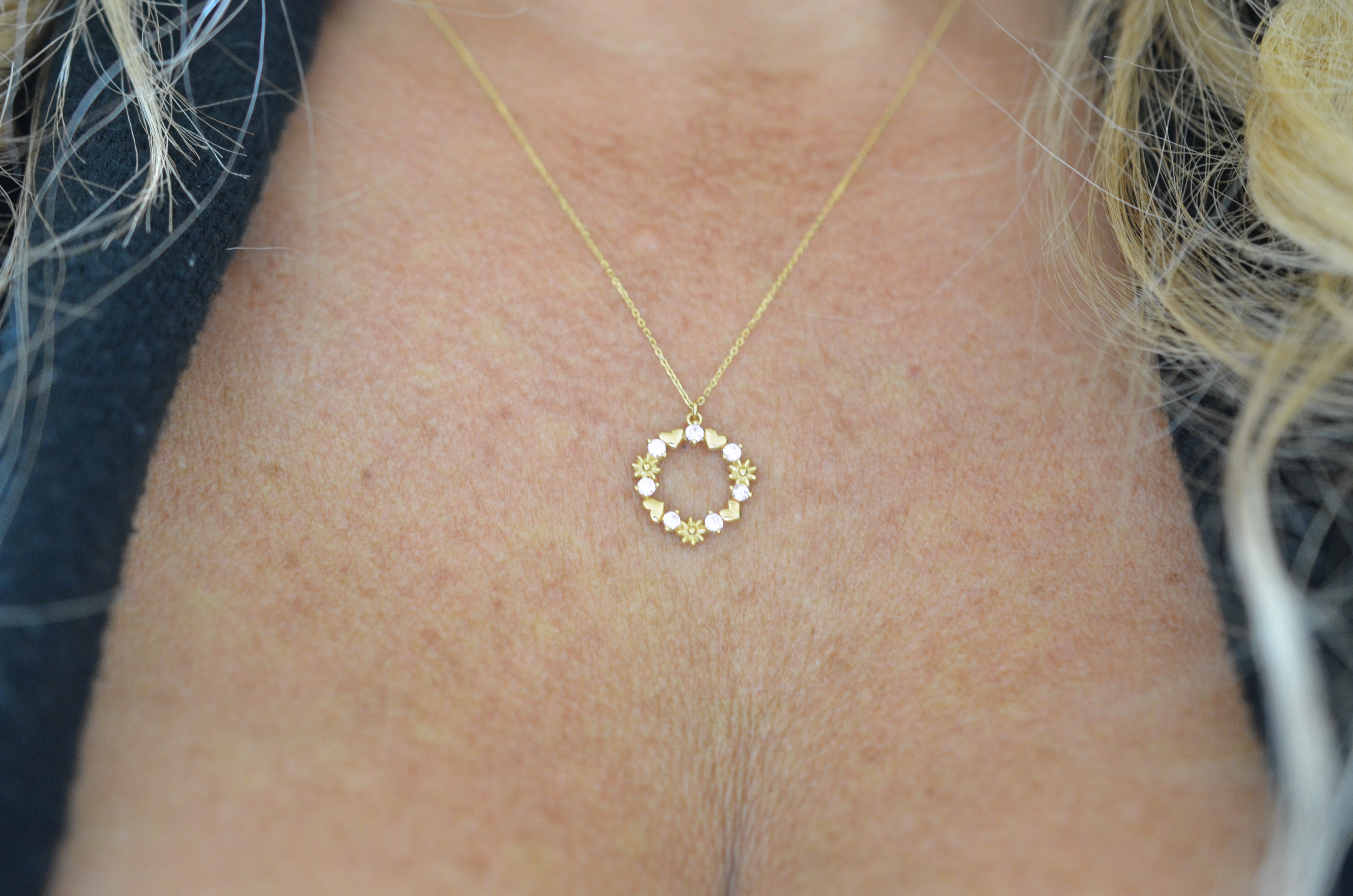 18k Necklace with cz - 4
