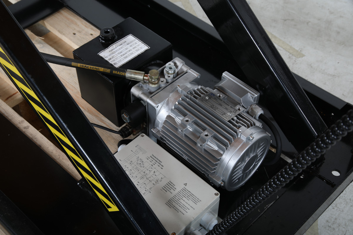 Eldrivet lyftbord  / Maxlast: 500 kg - 4